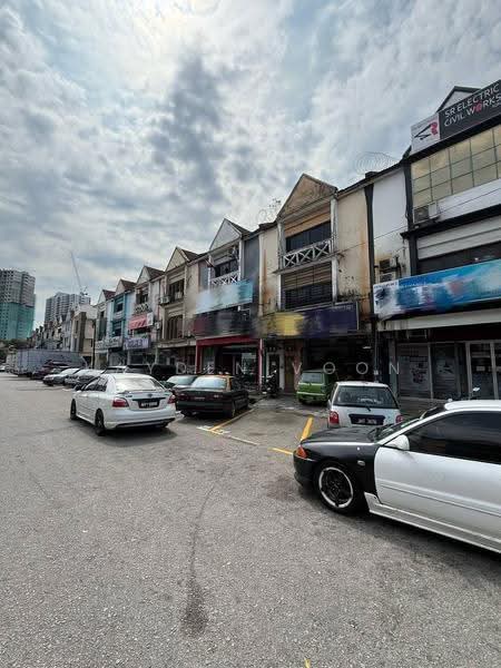 Shop for Sale in Tampoi (Johor) - Kayden Voon - PropertyGuru.com.my