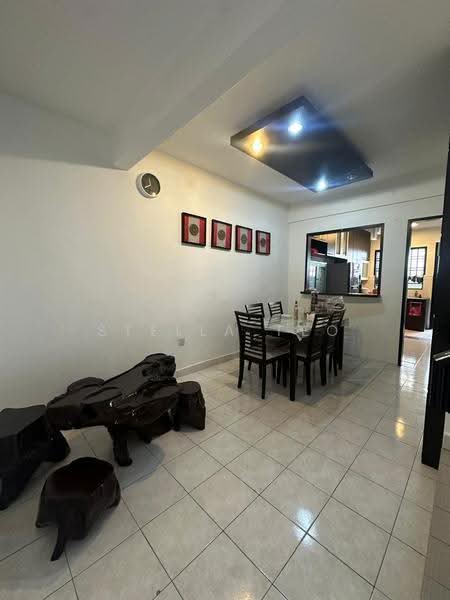 Semi-Detached House for Rent in Johor Bahru (Johor) - Stella Teo - Dining Room - PropertyGuru.com.my