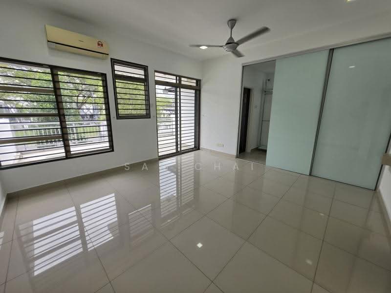 2-storey Terraced House for Sale in Taman Seri Austin (Tebrau) - Sam Chai - Bedroom - PropertyGuru.com.my
