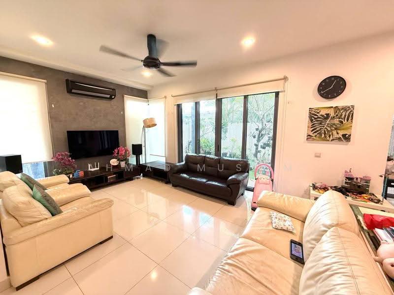 Semi-Detached House for Sale in Bandar Baru Bangi (Selangor) - Ahmad Muslim - Living Room - PropertyGuru.com.my
