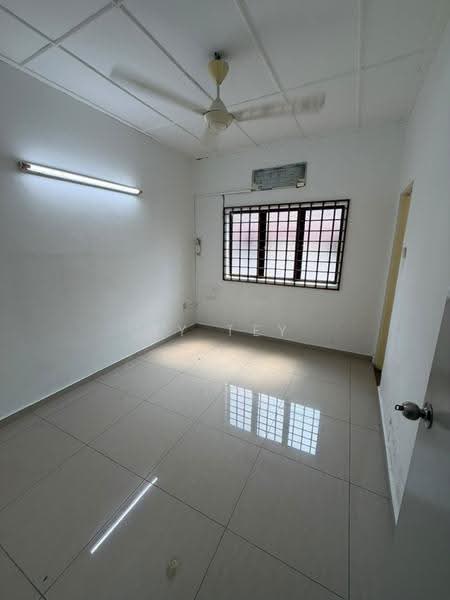 2-storey Terraced House for Rent in Permas Jaya (Johor) - YY Tey - Interior - PropertyGuru.com.my