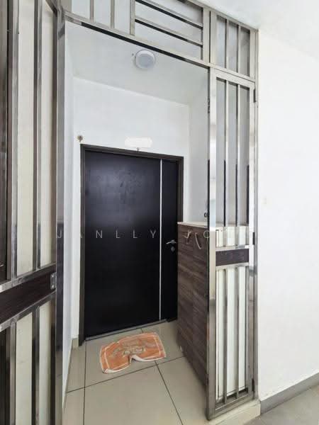 Condominium for Sale at M Condominium @ Larkin - Janlly Jong - Entrance - PropertyGuru.com.my