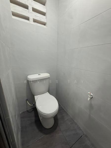 1-storey Terraced House for Sale in Skudai (Johor) - Alviss Tay - Bathroom - PropertyGuru.com.my