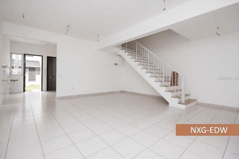 2-storey Terraced House for Sale in Bandar Bukit Raja (Klang) - Vincent Lee - Living Room - PropertyGuru.com.my