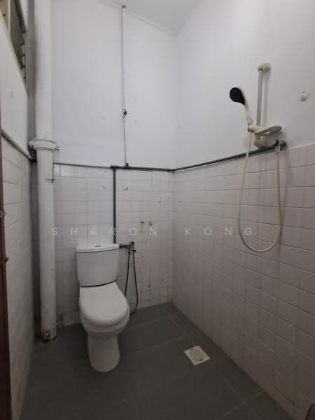 1-storey Terraced House for Rent in Bangsar (Kuala Lumpur) - Sharon Kong - Bathroom - PropertyGuru.com.my