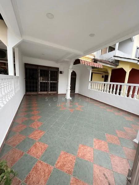 Terraced House for Sale in Klang (Selangor) - Suresh Kumar - Exterior - PropertyGuru.com.my