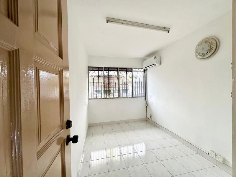 Rumah Teres 2-Tingkat untuk Dijual di Taman Gombak (Batu Caves) - Shaziery Iskandar - PropertyGuru.com.my