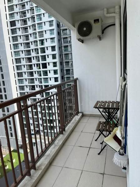 Kediaman Servis untuk Dijual di The Garden Residences - Janlly Jong - Balcony - PropertyGuru.com.my