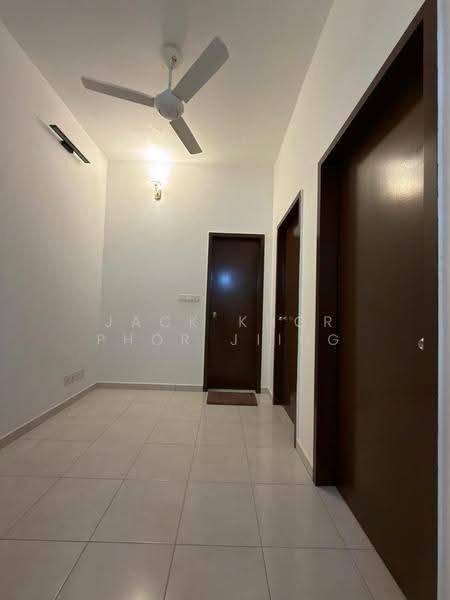 2-storey Terraced House for Sale in Setia Alam (Selangor) - Jack Khor Phor Jiing - Corridor - PropertyGuru.com.my