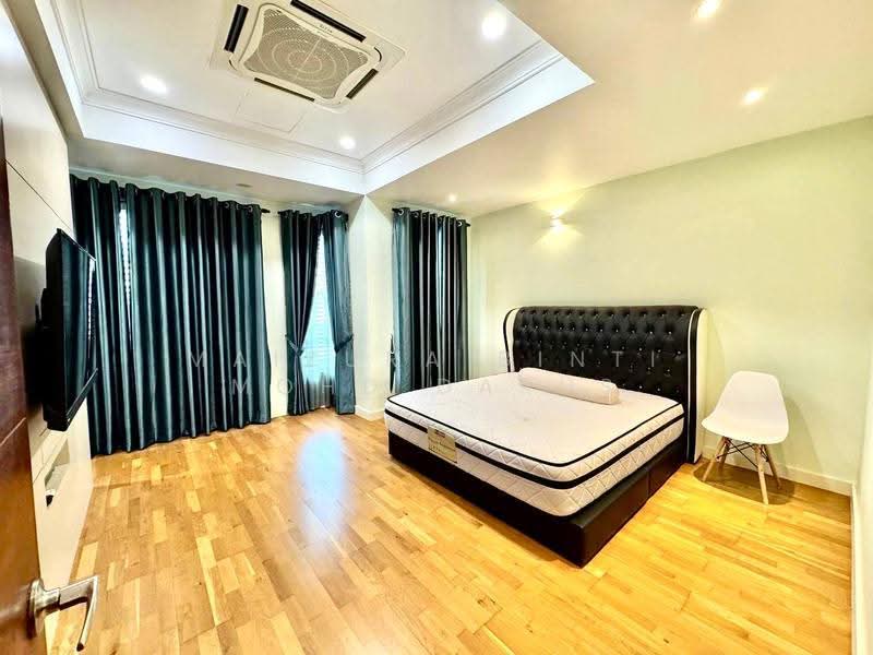2-storey Terraced House for Sale in Alam Sari (Bangi) - Maizura binti Mohd Darus - Bedroom - PropertyGuru.com.my