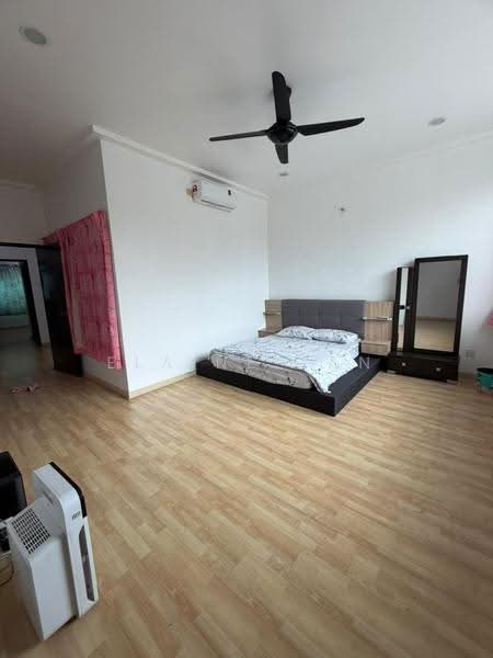 Rumah Teres 2-Tingkat untuk Disewa di Bandar Bukit Raja (Klang) - Elaine Tan - Bedroom - PropertyGuru.com.my