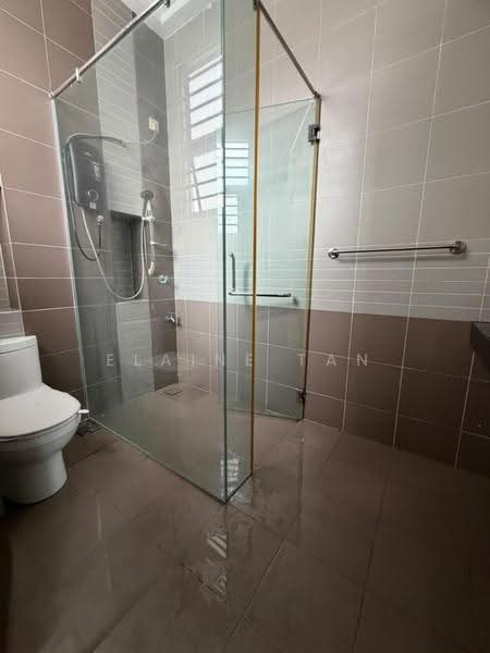Rumah Teres 2-Tingkat untuk Disewa di Bandar Bukit Raja (Klang) - Elaine Tan - Bathroom - PropertyGuru.com.my