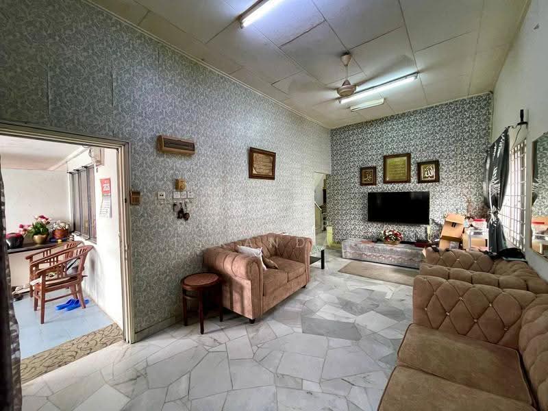 1.5-storey Terraced House for Sale in Selayang (Selangor) - Shaziery Iskandar - PropertyGuru.com.my
