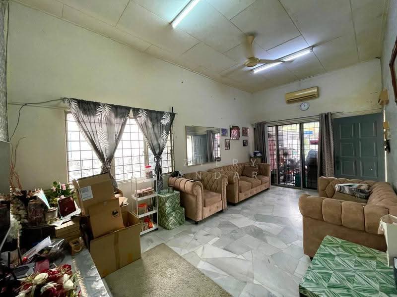 1.5-storey Terraced House for Sale in Selayang (Selangor) - Shaziery Iskandar - PropertyGuru.com.my