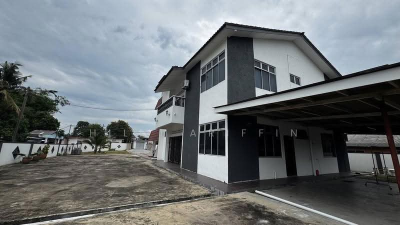 Rumah Banglo untuk Disewa di Ampangan (Negeri Sembilan) - Hilmi Ariffin - Exterior - PropertyGuru.com.my