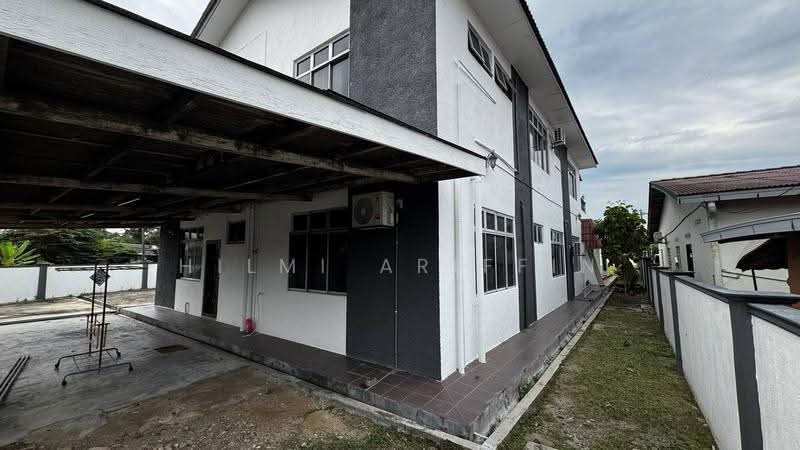 Rumah Banglo untuk Disewa di Ampangan (Negeri Sembilan) - Hilmi Ariffin - Exterior - PropertyGuru.com.my
