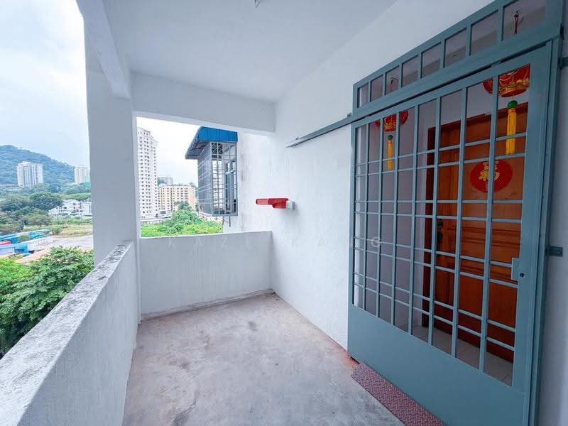 Pangsapuri untuk Dijual di Villa Kejora - Kaze Kang - Balcony - PropertyGuru.com.my