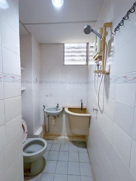 Pangsapuri untuk Dijual di Villa Kejora - Kaze Kang - Bathroom - PropertyGuru.com.my