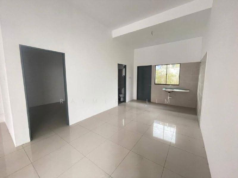 Semi-Detached House for Sale in Taman Scientex Rawang (Rawang) - Raymerc Lim - Interior - PropertyGuru.com.my