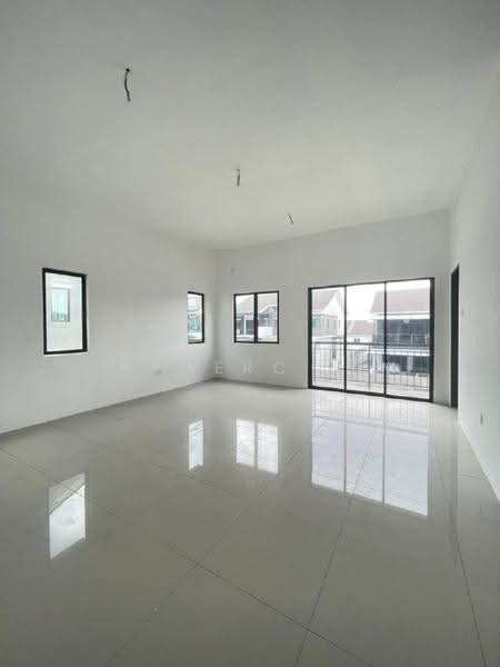 Semi-Detached House for Sale in Taman Scientex Rawang (Rawang) - Raymerc Lim - Living Room - PropertyGuru.com.my