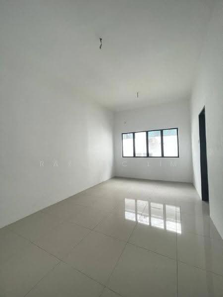Semi-Detached House for Sale in Taman Scientex Rawang (Rawang) - Raymerc Lim - Interior - PropertyGuru.com.my