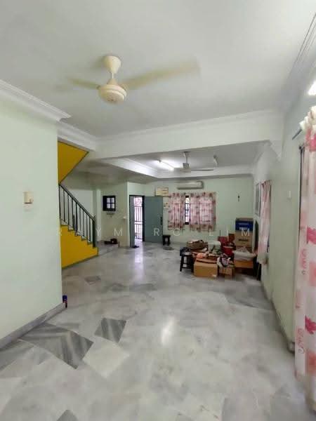 Semi-Detached House for Sale in Bandar Country Homes (Rawang) - Raymerc Lim - Living Room - PropertyGuru.com.my