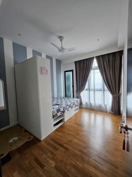 Kediaman Servis untuk Dijual di Paradigm Residence - Yvonne Chong - Bedroom - PropertyGuru.com.my