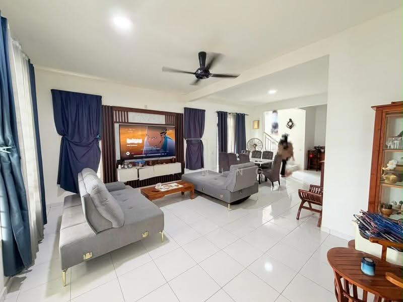 2-storey Terraced House for Sale in Setia Tropika (Johor Bahru) - Wan Ning - Living Room - PropertyGuru.com.my