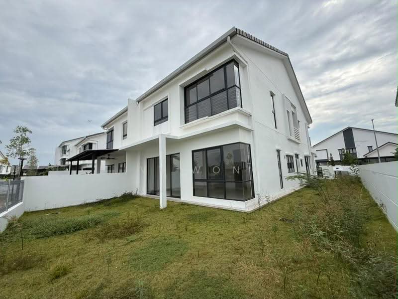 Semi-Detached House for Sale in Cyberjaya (Selangor) - Ivy Wong - Exterior - PropertyGuru.com.my