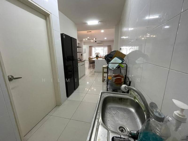 2-storey Terraced House for Rent in Seremban (Negeri Sembilan) - Hilmi Ariffin - Kitchen - PropertyGuru.com.my