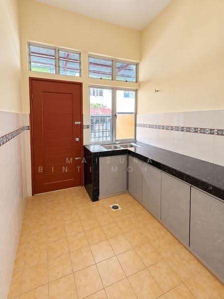 2-storey Terraced House for Sale in Taman Bukit Chedang (Seremban) - Maizura binti Mohd Darus - Kitchen - PropertyGuru.com.my