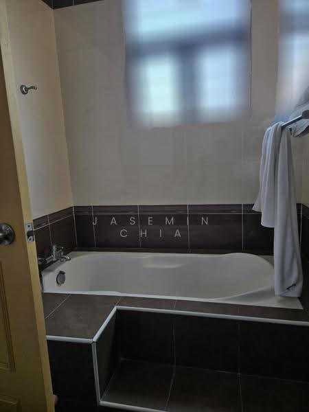 Terraced House for Sale in Taman Seri Bukit Segambut (Batu) - Jasemin Chia - Bathroom - PropertyGuru.com.my