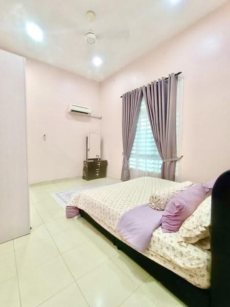 Semi-Detached House for Sale in Taman Rendang (Pekan) - Atina Natasha - Bedroom - PropertyGuru.com.my