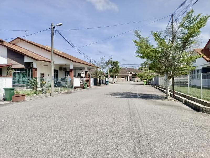 Semi-Detached House for Sale in Taman Rendang (Pekan) - Atina Natasha - Exterior - PropertyGuru.com.my