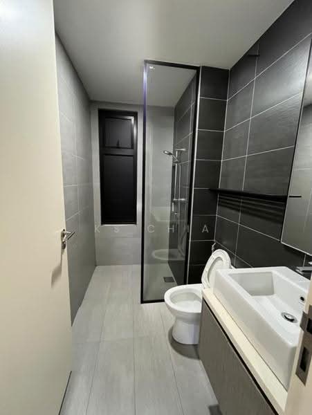 Kediaman Servis untuk Dijual di The Arcuz - KS Chia - Bathroom - PropertyGuru.com.my