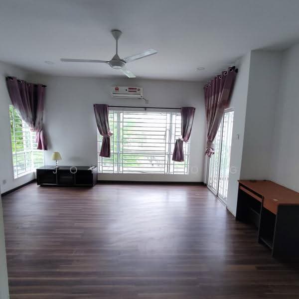 Rumah Berkembar untuk Disewa di D'impian Tropika (Balakong) - Joyce Tiong - Living Room - PropertyGuru.com.my