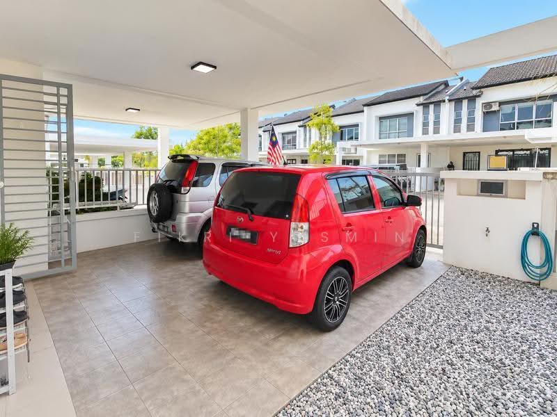 Rumah Teres 2-Tingkat untuk Dijual di Nilai (Negeri Sembilan) - Fikri Yasmin - Exterior - PropertyGuru.com.my
