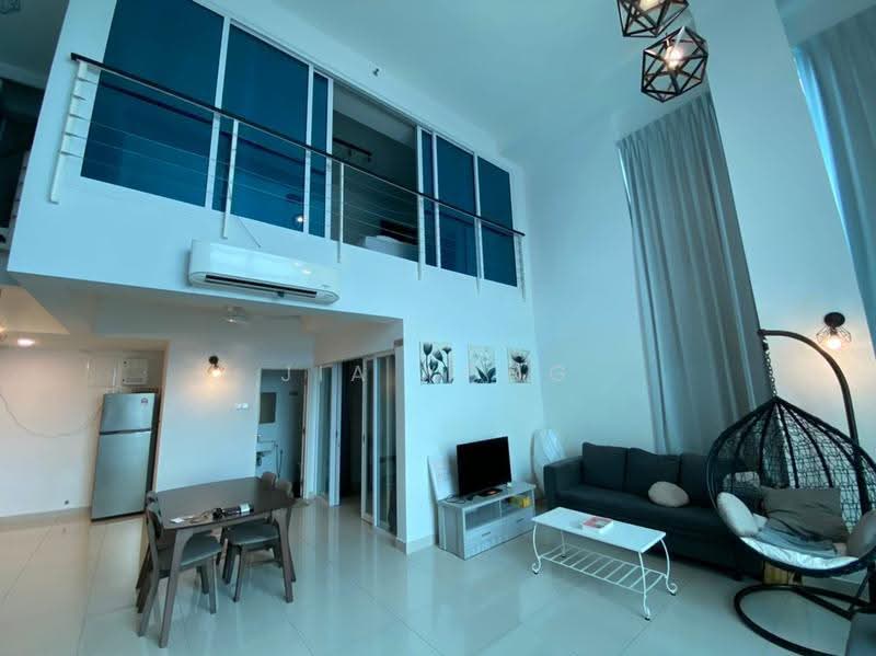 Kediaman Servis untuk Dijual di Maritime Suite - Jia Yong - Living Room - PropertyGuru.com.my