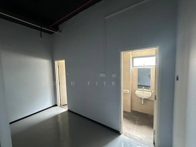 Office for Rent in Cyberjaya (Selangor) - Mohd Fitri MF - Bathroom - PropertyGuru.com.my