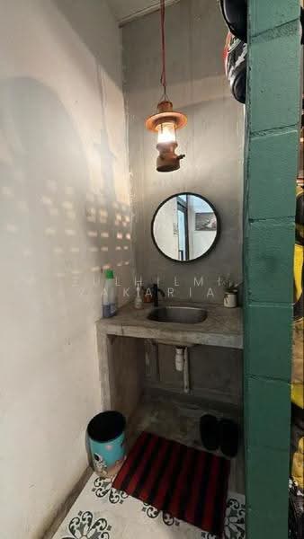 Shop for Rent in Kampung Lindungan (Sunway) - Zulhilmi Zakaria - Bathroom - PropertyGuru.com.my