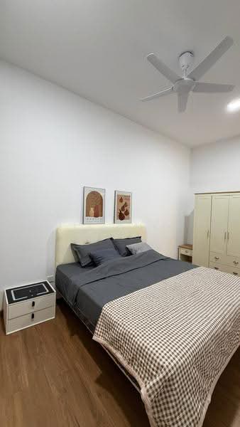Kediaman Servis untuk Disewa di Met 1 Residences - Jie Chin - Bedroom - PropertyGuru.com.my