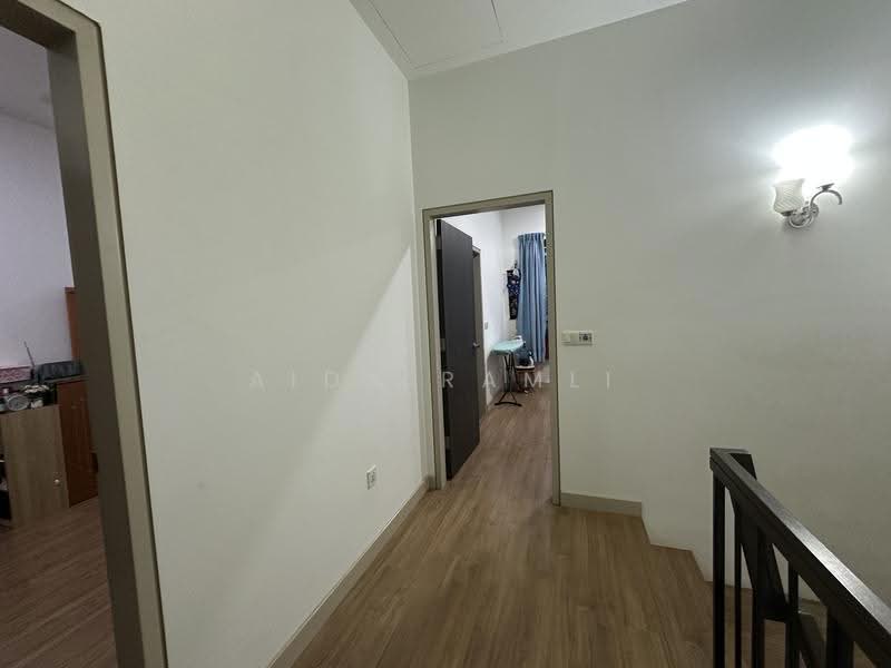 2-storey Terraced House for Sale in Elmina Valley 1 (Shah Alam) - Aida Ramli - Corridor - PropertyGuru.com.my