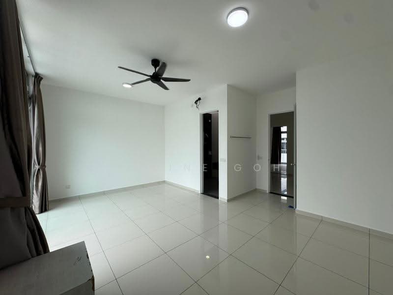 2-storey Terraced House for Sale in Taman Mount Austin (Tebrau) - Pauline Goh - Living Room - PropertyGuru.com.my