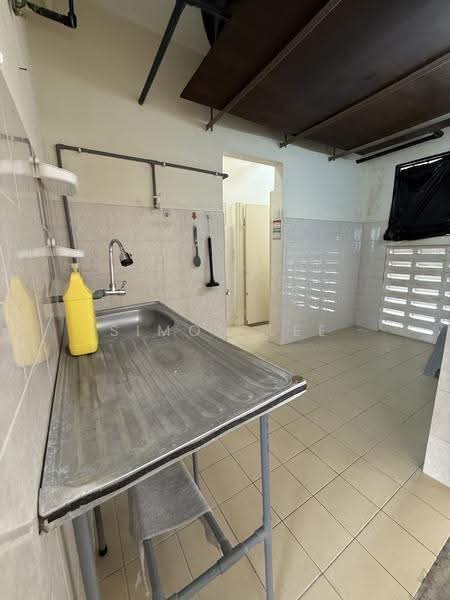 Apartment for Sale at Pangsapuri Arista - Simon Lee - Kitchen - PropertyGuru.com.my