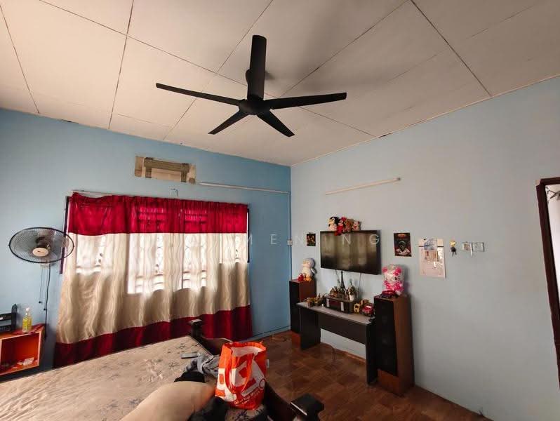 Rumah Teres untuk Dijual di Bandar Bukit Raja (Klang) - Carmen Ng - Bedroom - PropertyGuru.com.my