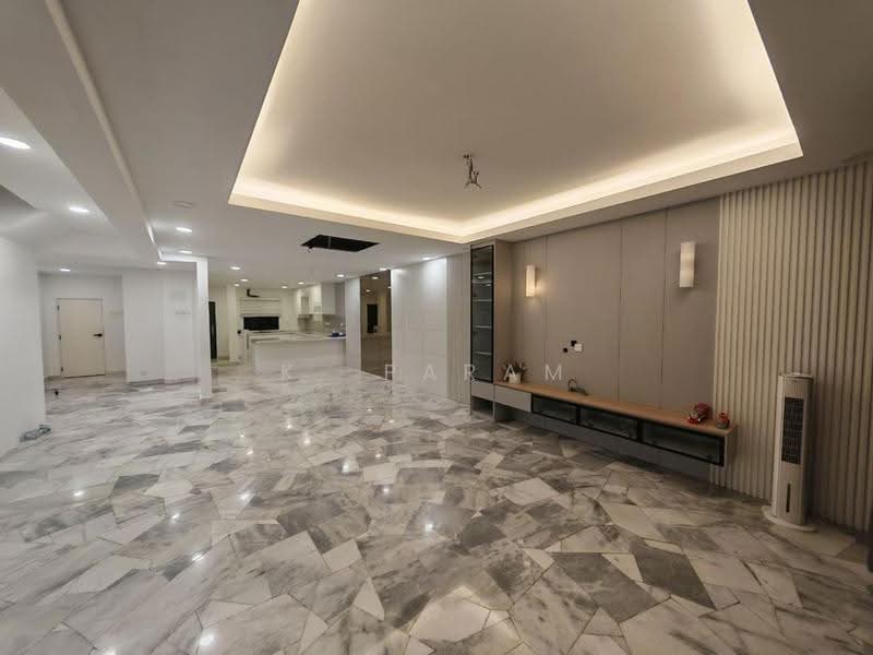 Rumah Teres 2-Tingkat untuk Dijual di Taman Desaria (Petaling Jaya) - K. Param - Living Room - PropertyGuru.com.my