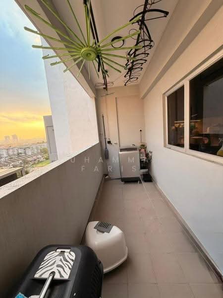 Pangsapuri untuk Dijual di Pangsapuri Miro - Muhammad Faris - Balcony - PropertyGuru.com.my