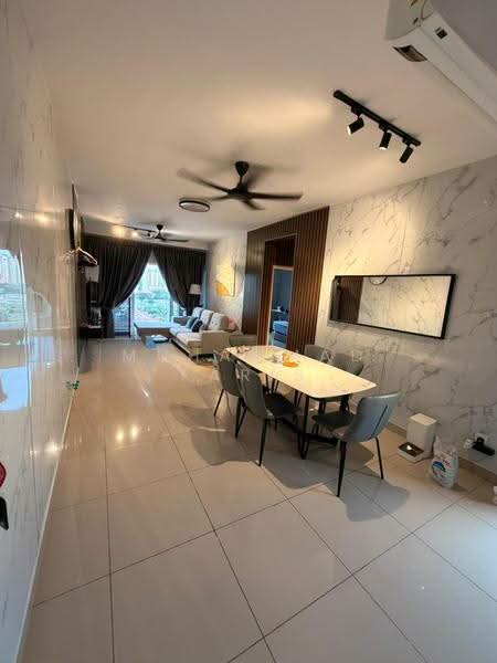 Pangsapuri untuk Dijual di Pangsapuri Miro - Muhammad Faris - Living Room - PropertyGuru.com.my