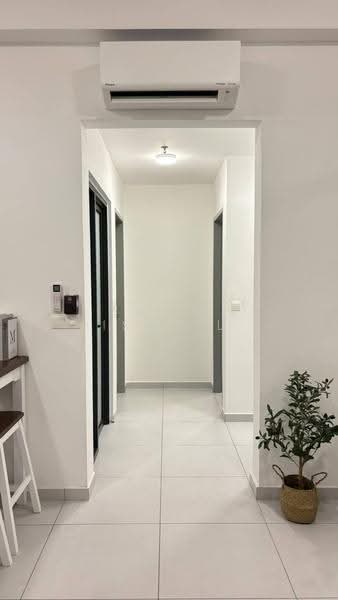 Service Residence for Rent at Sinaran @ Utropolis - Fatin Ismail - Corridor - PropertyGuru.com.my