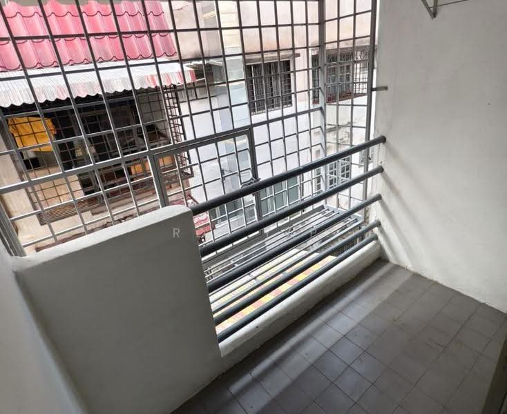 Apartment for Rent at Taman Daya Shop Apartment - Ron Yap - Balcony - PropertyGuru.com.my